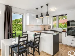 Pronájem rodinného domu, Skorkov - Otradovice, 140 m2