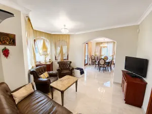 Prodej rodinného domu, Karlovy Vary, K Výhledu, 362 m2