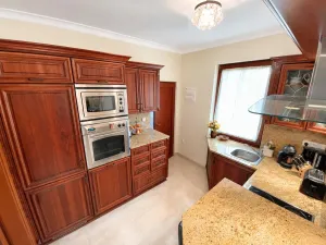 Prodej rodinného domu, Karlovy Vary, K Výhledu, 362 m2