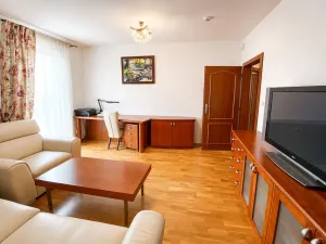 Prodej rodinného domu, Karlovy Vary, K Výhledu, 362 m2