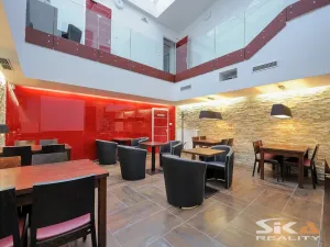 Prodej ubytování, Louny, Mírové náměstí, 530 m2