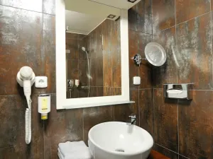 Prodej ubytování, Louny, Mírové náměstí, 530 m2