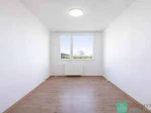 Pronájem bytu 2+1, Krupka, Sídliště, 53 m2