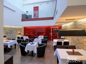 Prodej restaurace, Louny, Mírové náměstí, 530 m2
