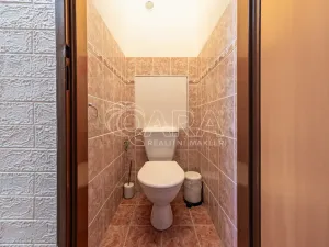 Prodej bytu 2+1, Unhošť, Komenského, 52 m2