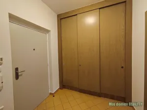 Pronájem bytu 1+kk, Praha - Libeň, Českomoravská, 42 m2