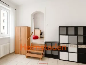 Pronájem kanceláře, Ostrava - Moravská Ostrava, Zborovská, 130 m2