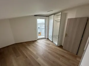 Pronájem bytu 2+kk, Jenštejn, Kovářská, 40 m2