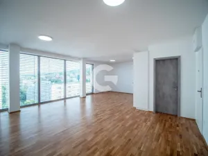 Pronájem bytu 3+kk, Zlín, Lorencova, 99 m2
