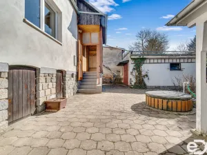 Prodej rodinného domu, Praha, Za podjezdem, 160 m2