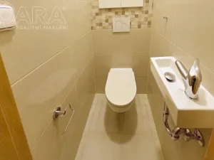 Pronájem bytu 3+kk, Praha - Vinohrady, Nad Primaskou, 56 m2