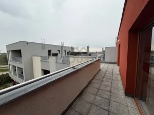 Pronájem bytu 1+kk, Praha - Pitkovice, Pečárková, 42 m2