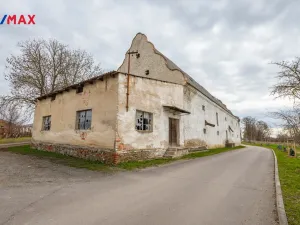 Prodej historického objektu, Žerotice, 1000 m2