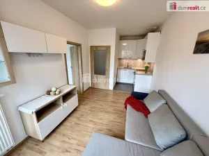 Pronájem bytu 2+kk, Kralupy nad Vltavou - Lobeček, Cesta brigádníků, 35 m2