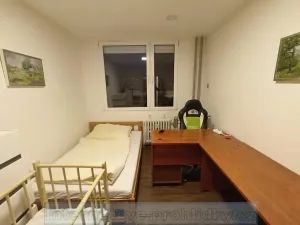 Pronájem bytu 2+kk, Praha - Kobylisy, Třebenická, 48 m2