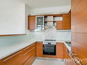 Pronájem bytu 2+kk, Praha - Prosek, Prosecká, 70 m2