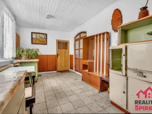 Prodej rodinného domu, Banín, 234 m2