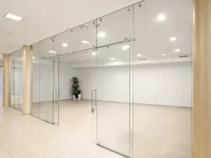 Pronájem obchodního prostoru, Benešov, Masarykovo náměstí, 50 m2