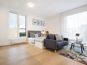 Pronájem bytu 1+kk, Praha - Prosek, Litoměřická, 32 m2