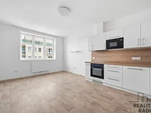 Pronájem bytu 2+kk, Pardubice - Zelené Předměstí, Teplého, 46 m2