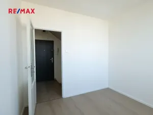 Pronájem bytu 4+1, Praha - Krč, V Štíhlách, 78 m2