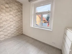 Pronájem bytu 3+1, Praha - Žižkov, Na Jarově, 55 m2