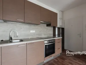 Pronájem bytu 2+kk, Brno - Dolní Heršpice, Vomáčkova, 37 m2