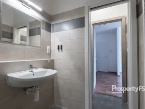Pronájem bytu 2+kk, Brno - Dolní Heršpice, Vomáčkova, 37 m2