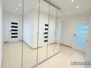 Pronájem bytu 3+kk, Praha - Stodůlky, Radouňova, 92 m2