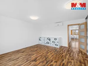 Pronájem bytu 2+kk, Praha - Bohnice, Bohnická, 84 m2