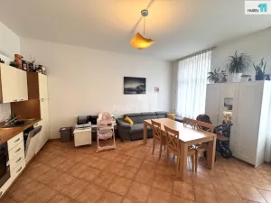 Pronájem bytu 2+kk, Praha - Karlín, Křižíkova, 51 m2