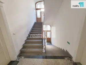 Pronájem bytu 2+kk, Praha - Karlín, Křižíkova, 51 m2