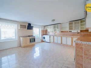 Prodej rodinného domu, Třeština, 180 m2