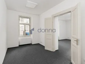 Pronájem kanceláře, Praha, Blanická, 49 m2