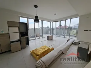 Prodej bytu 3+kk, Opava - Město, Popská, 182 m2