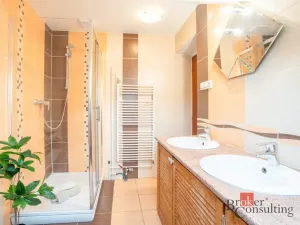 Prodej rodinného domu, Jablonec nad Nisou - Mšeno nad Nisou, U Zahrádek, 260 m2