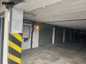 Prodej garáže, Zlín - Malenovice, 18 m2