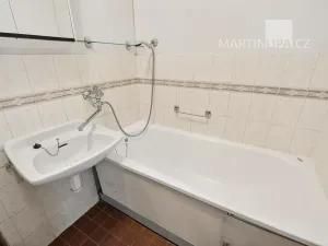 Prodej bytu 2+1, Praha - Libeň, náměstí Na Balabence, 53 m2