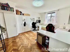 Prodej bytu 3+kk, Dvůr Králové nad Labem, nábřeží Benešovo, 76 m2