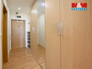 Pronájem bytu 1+kk, Hradec Králové - Nový Hradec Králové, Jana Masaryka, 35 m2