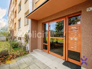 Prodej bytu 2+1, Luhačovice, Zahradní čtvrť, 57 m2