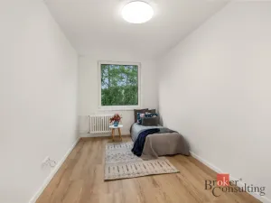 Prodej bytu 3+1, Praha - Modřany, Urbánkova, 79 m2