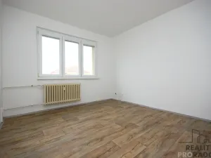 Pronájem bytu 2+1, Hodonín, Družstevní čtvrť, 55 m2