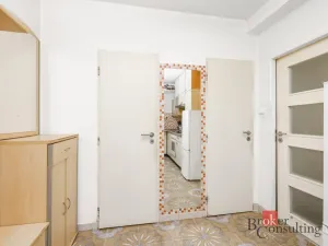 Prodej bytu 2+1, Praha - Modřany, K otočce, 53 m2