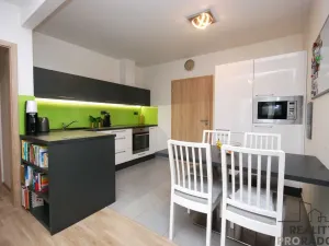 Pronájem bytu 3+kk, Břeclav, Mládežnická, 62 m2