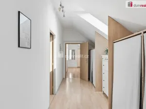 Prodej bytu 4+kk, Břeclav - Poštorná, Na Valtické, 140 m2