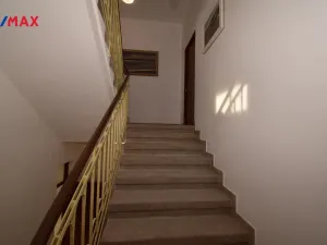 Pronájem bytu 3+1, Český Krumlov, třída Míru, 89 m2