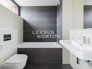 Pronájem rodinného domu, Praha - Dejvice, V Šáreckém údolí, 190 m2