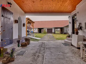 Prodej rodinného domu, Drhovle - Pamětice, 160 m2