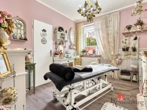 Prodej rodinného domu, Kolová, 180 m2